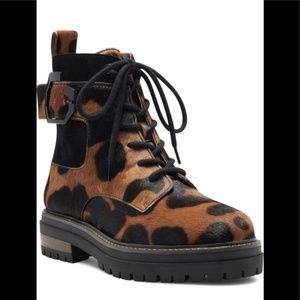 Louise et Cie Saliha Leopard Print Lace Up Ankle Boot SZ 5 NEW
